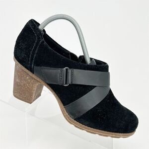 Clarks Women's Sashlin Fiona Black Suede Ankle Bootie Size 9.5 Wide